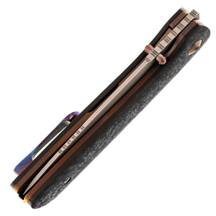 Складной нож Mandalorian Custom Assassin, сталь M390, рукоять Carbon Fiber/Timascus